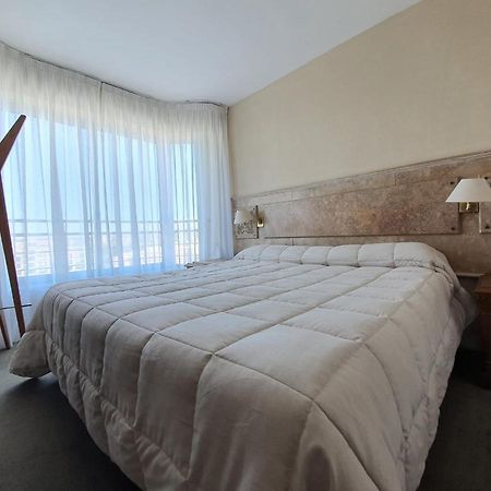 メンドーサMitre Independent Apartアパートメント エクステリア 写真